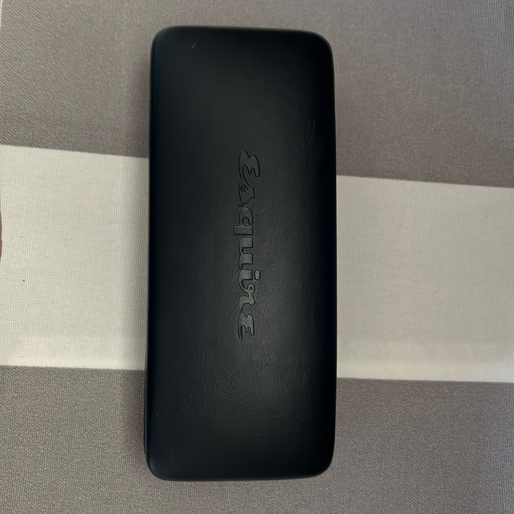 Esquire sunglass case